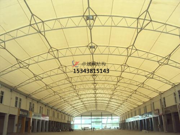 威海市膜結(jié)構(gòu)雨棚工程設計施工案例 　　