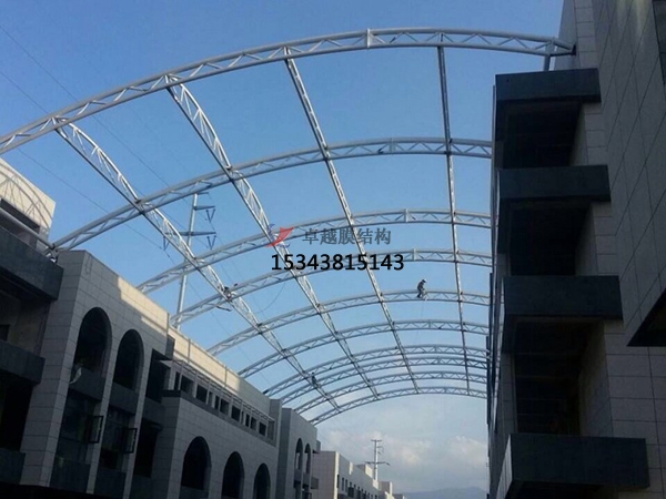 黃山市膜結(jié)構(gòu)雨棚工程設計施工案例 　　