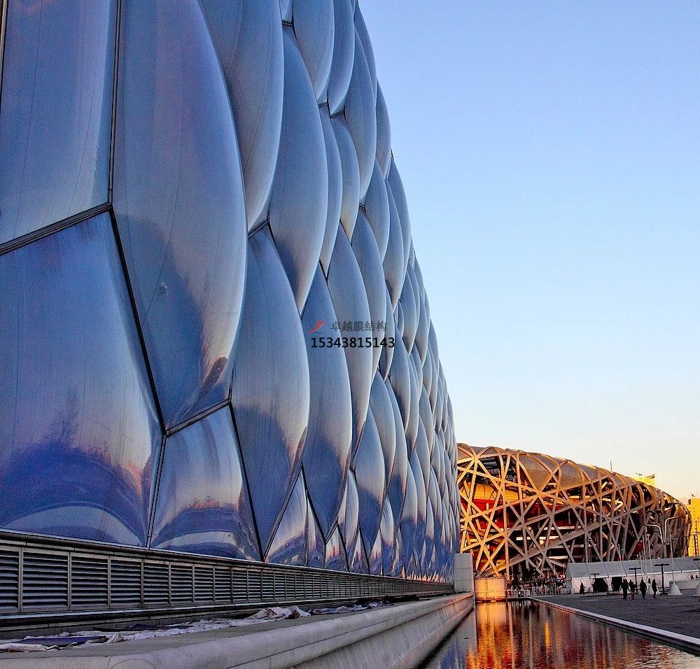 膜結(jié)構(gòu)立面，讓建筑更柔軟！